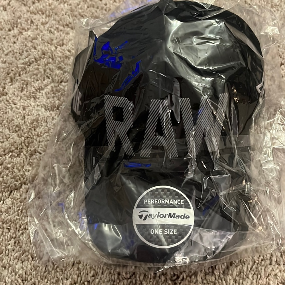 TaylorMade golf hat-adjustable. Black